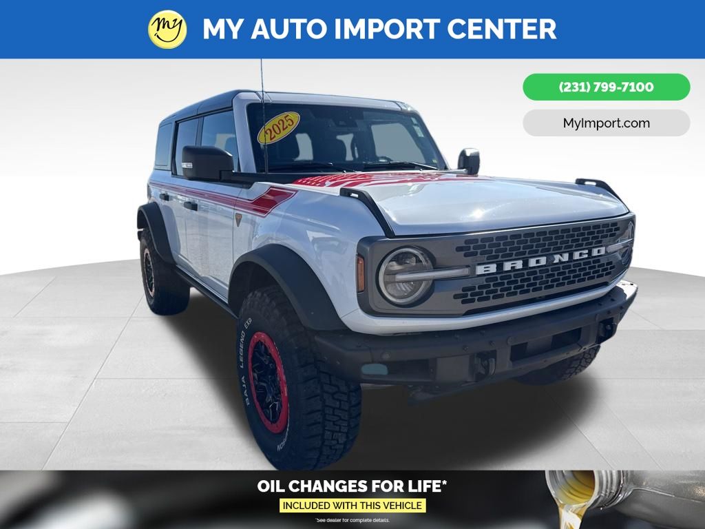 2025 Ford Bronco Badlands 4x4's photo