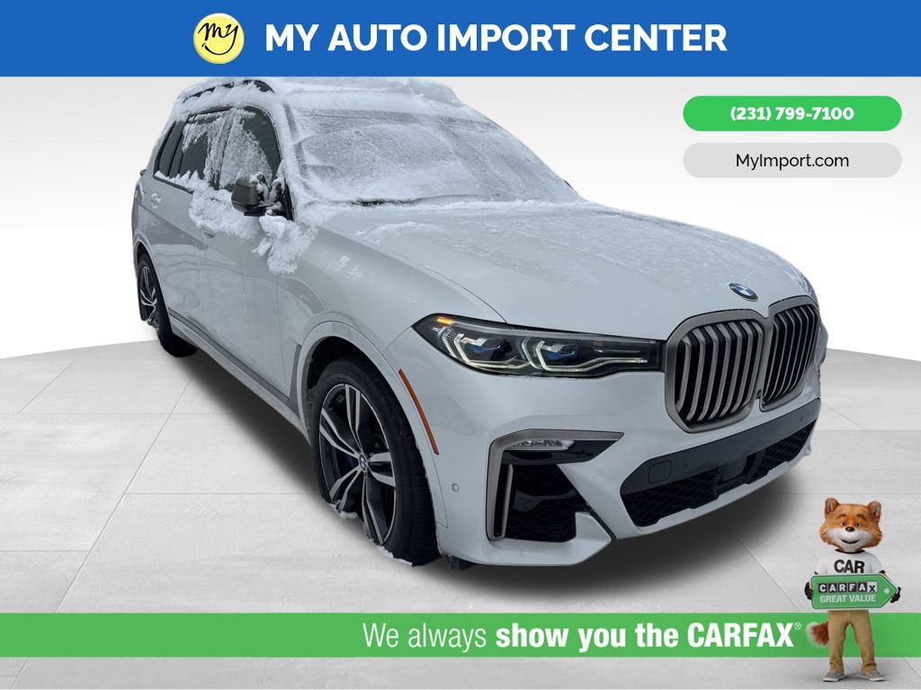 2020 BMW X7 M50i's photo