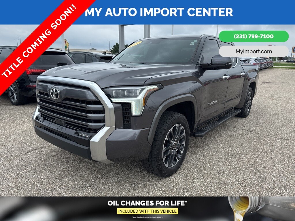 2022 Toyota Tundra Limited CrewMax photo 3