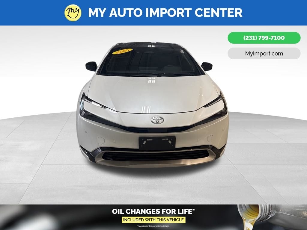 Used 2025 Toyota Prius Plug-in Hybrid XSE Premium Hatchback