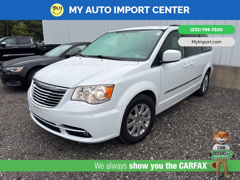 Used 2016 Chrysler Town & Country Touring Van LWB Passenger Van