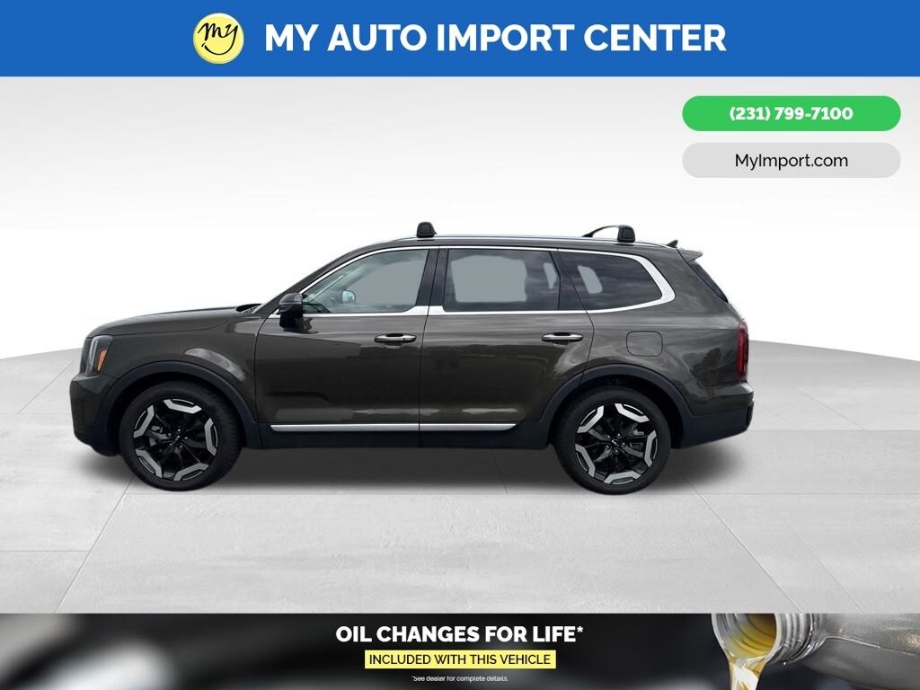Used 2025 Kia Telluride S SUV