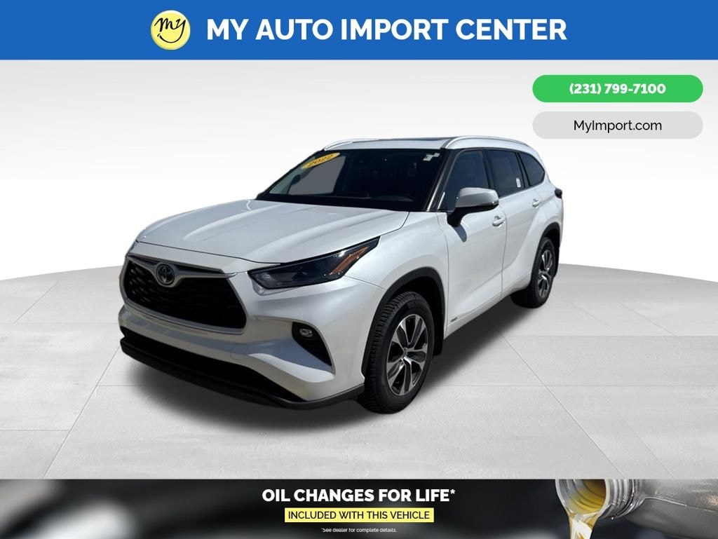 Used 2022 Toyota Highlander Hybrid XLE SUV