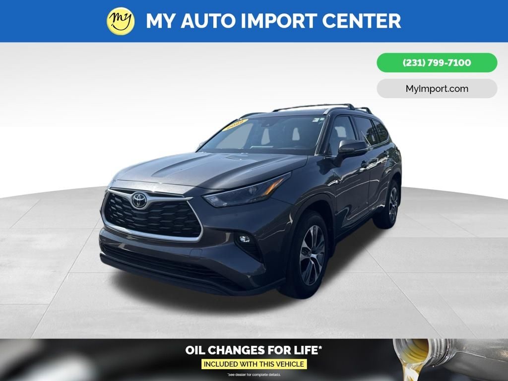 Used 2022 Toyota Highlander XLE SUV
