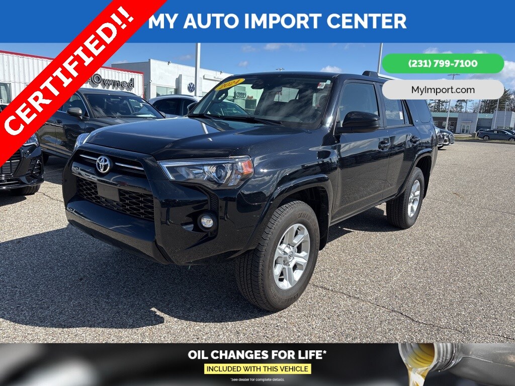 2024 Toyota 4Runner SR5 photo 3