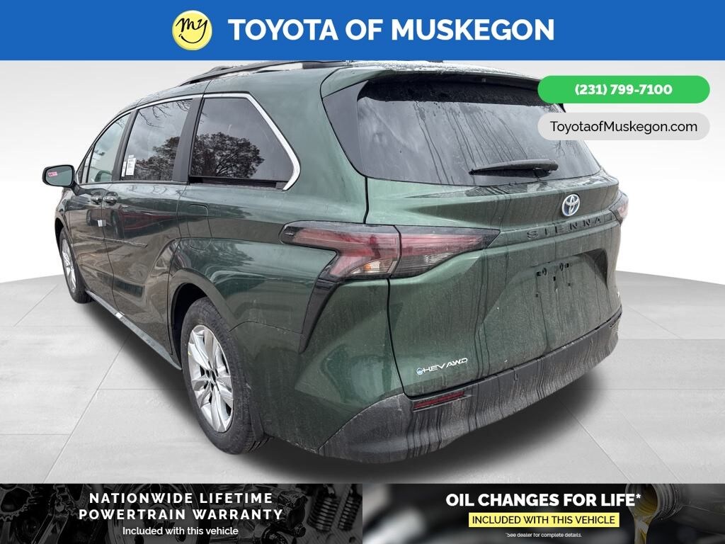 New 2025 Toyota Sienna XLE 7 Passenger Van Passenger Van