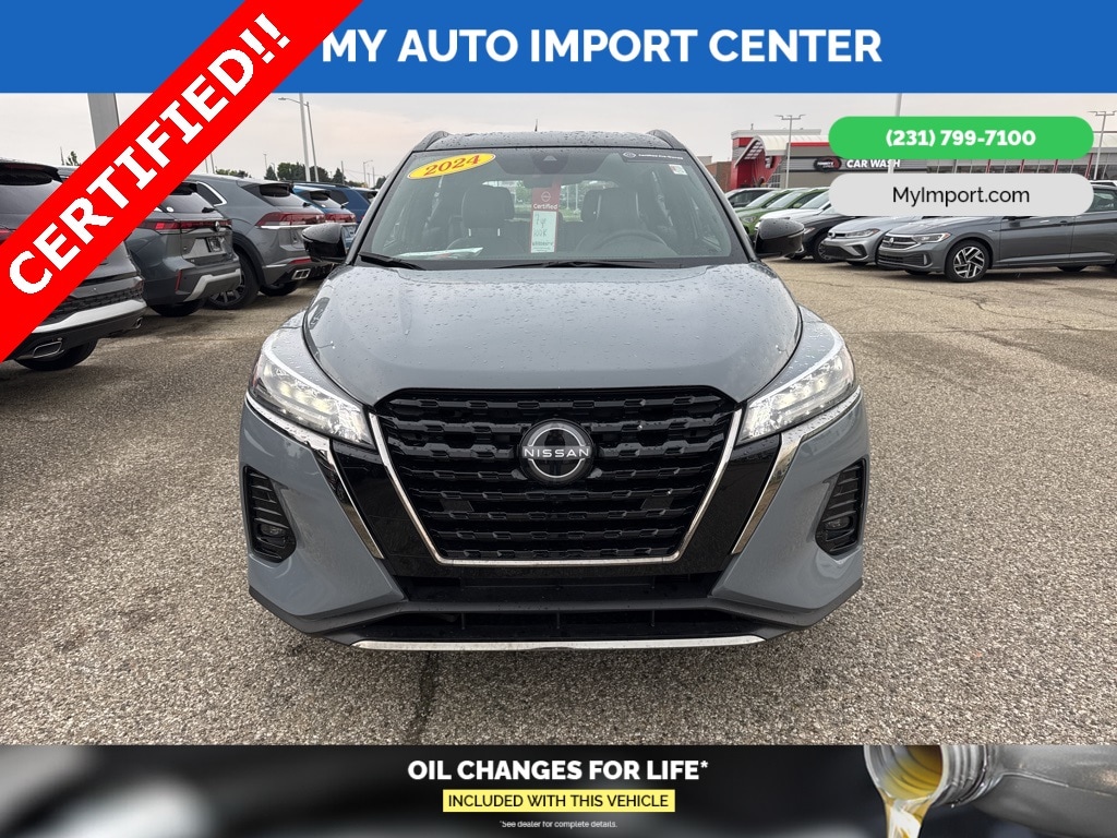Certified 2024 Nissan Kicks SR with VIN 3N1CP5DV0RL498165 for sale in Muskegon, MI
