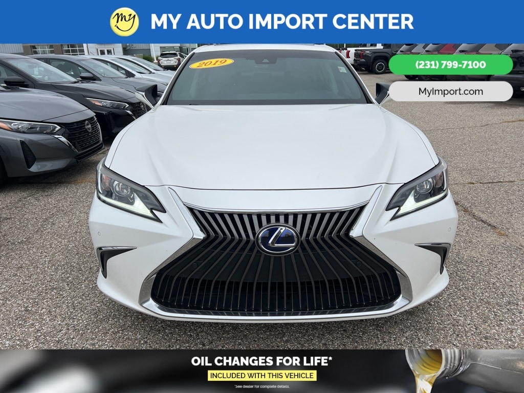 Used 2019 Lexus ES Hybrid 300h with VIN 58AB21B1XKU002451 for sale in Muskegon, MI