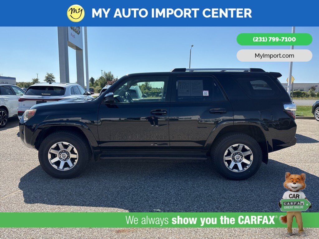 2016 Toyota 4Runner SR5 Premium photo 4