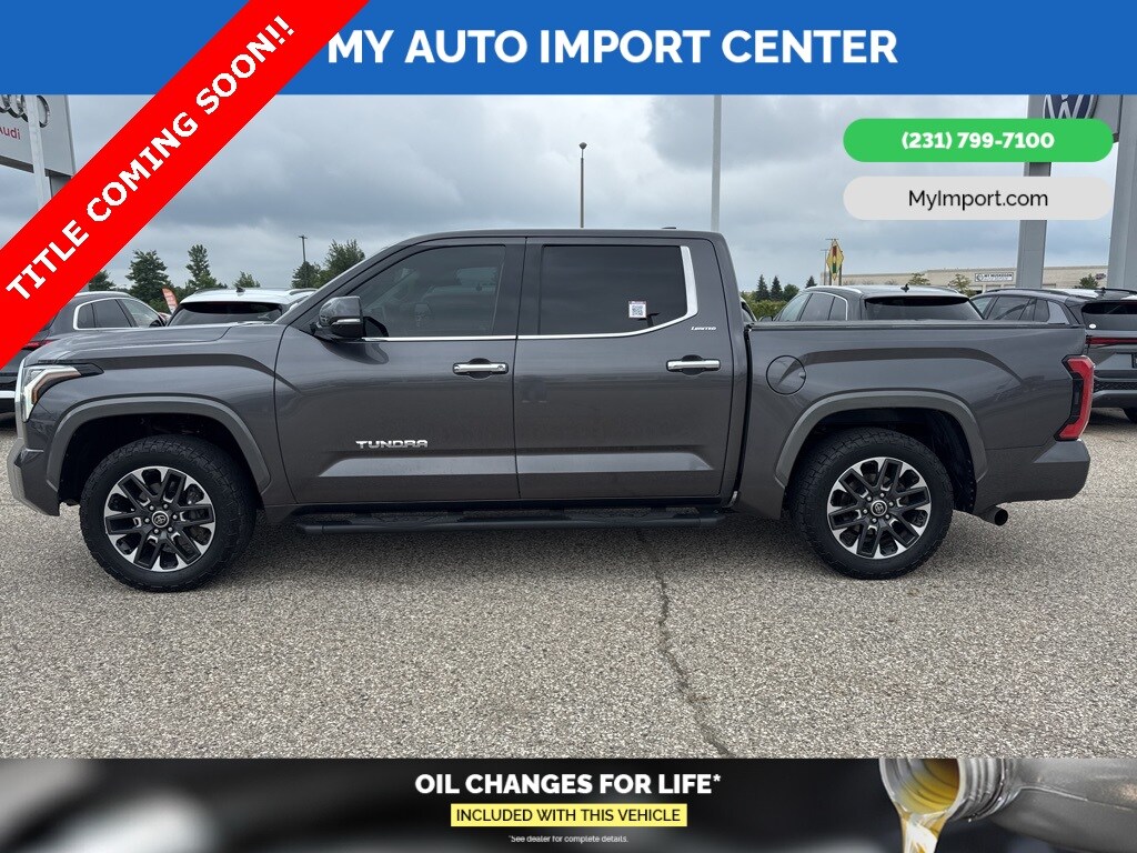 2022 Toyota Tundra Limited CrewMax photo 4