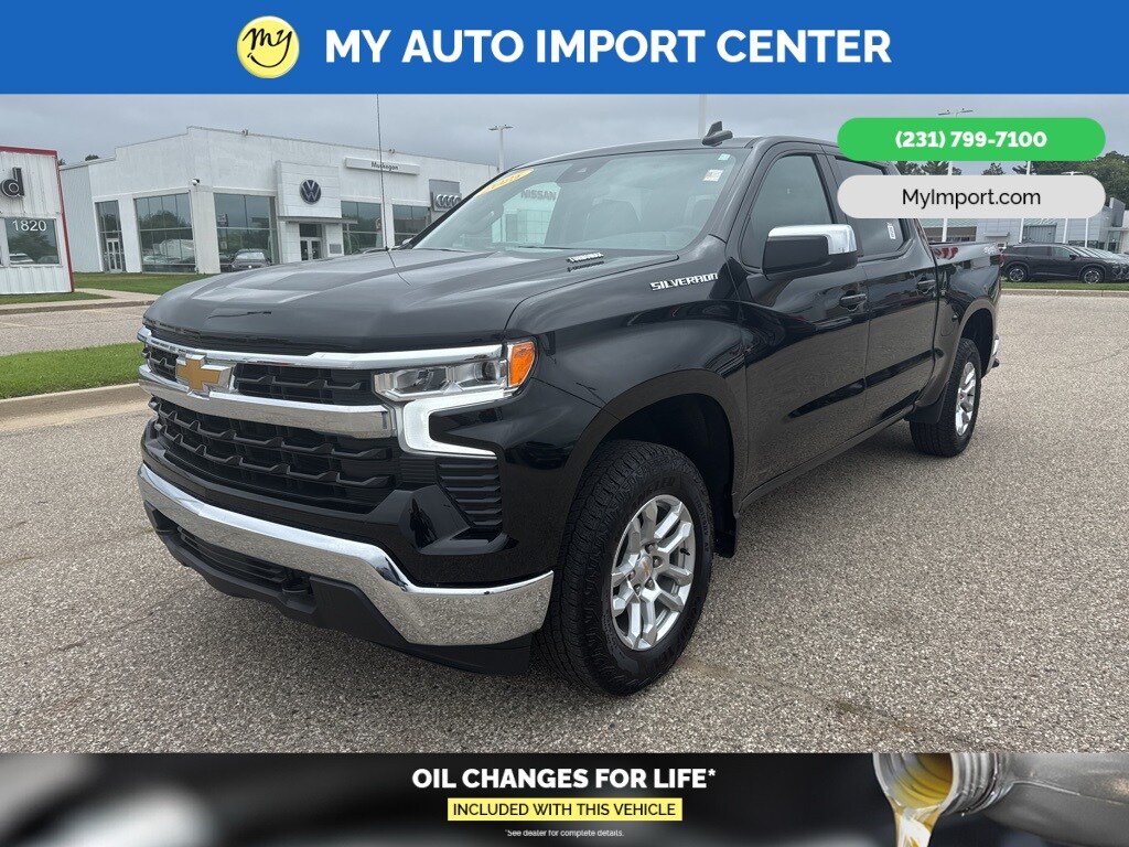 2025 Chevrolet Silverado 1500 LT photo 2