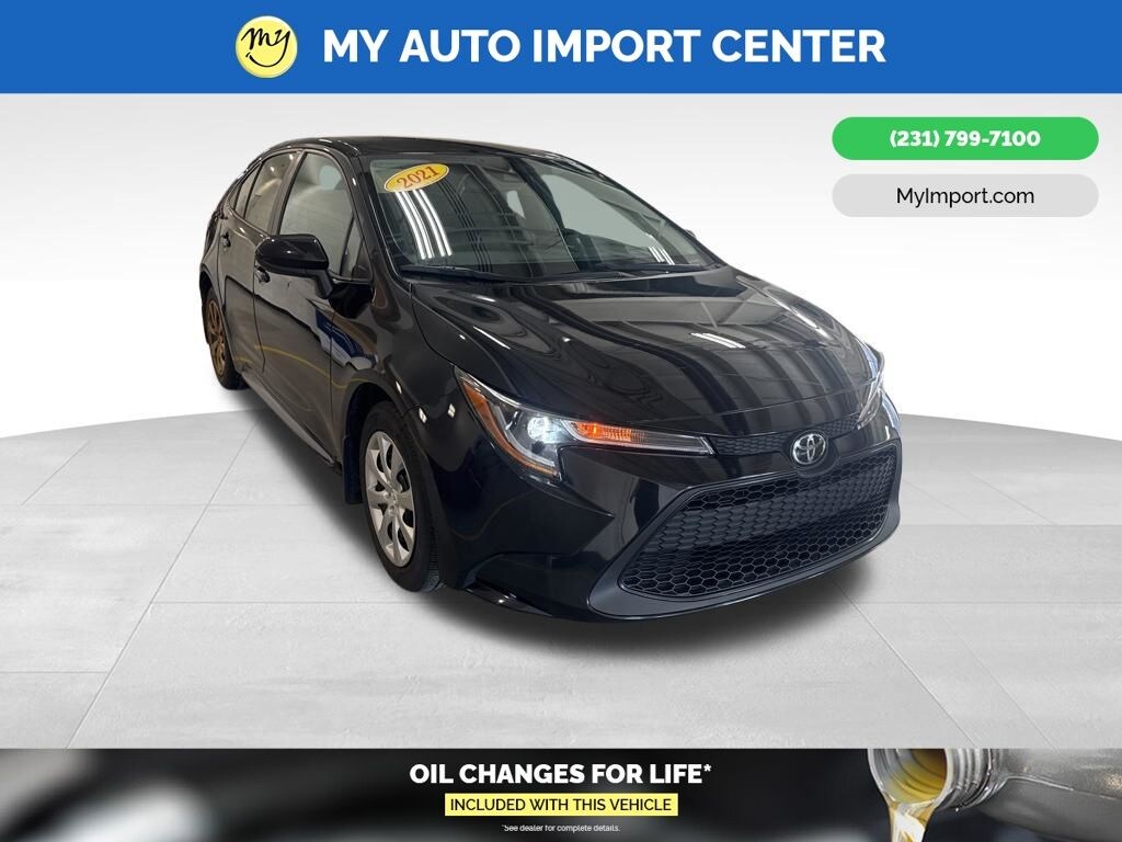 Used 2021 Toyota Corolla LE Sedan