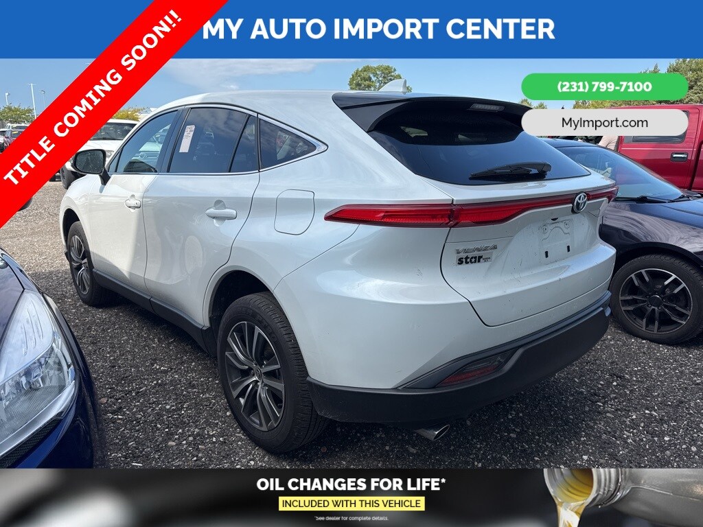 2024 Toyota Venza LE photo 4
