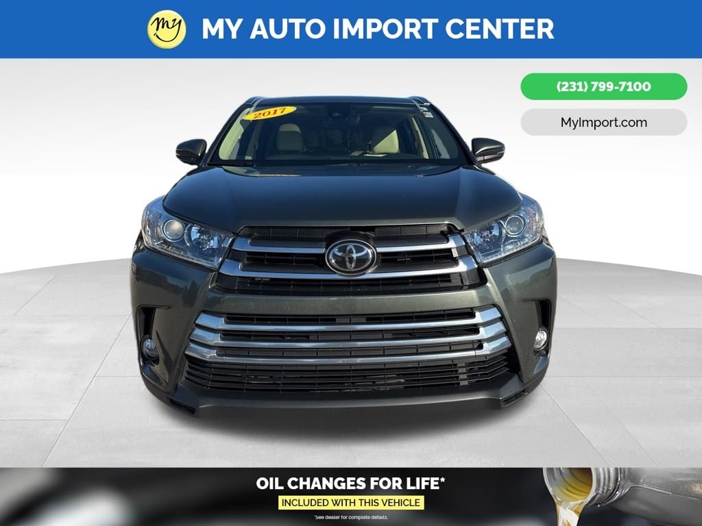 Used 2017 Toyota Highlander  SUV