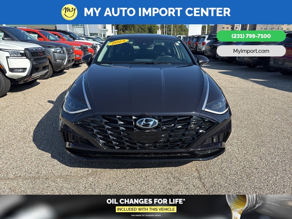 2023 Hyundai Sonata SEL photo 2