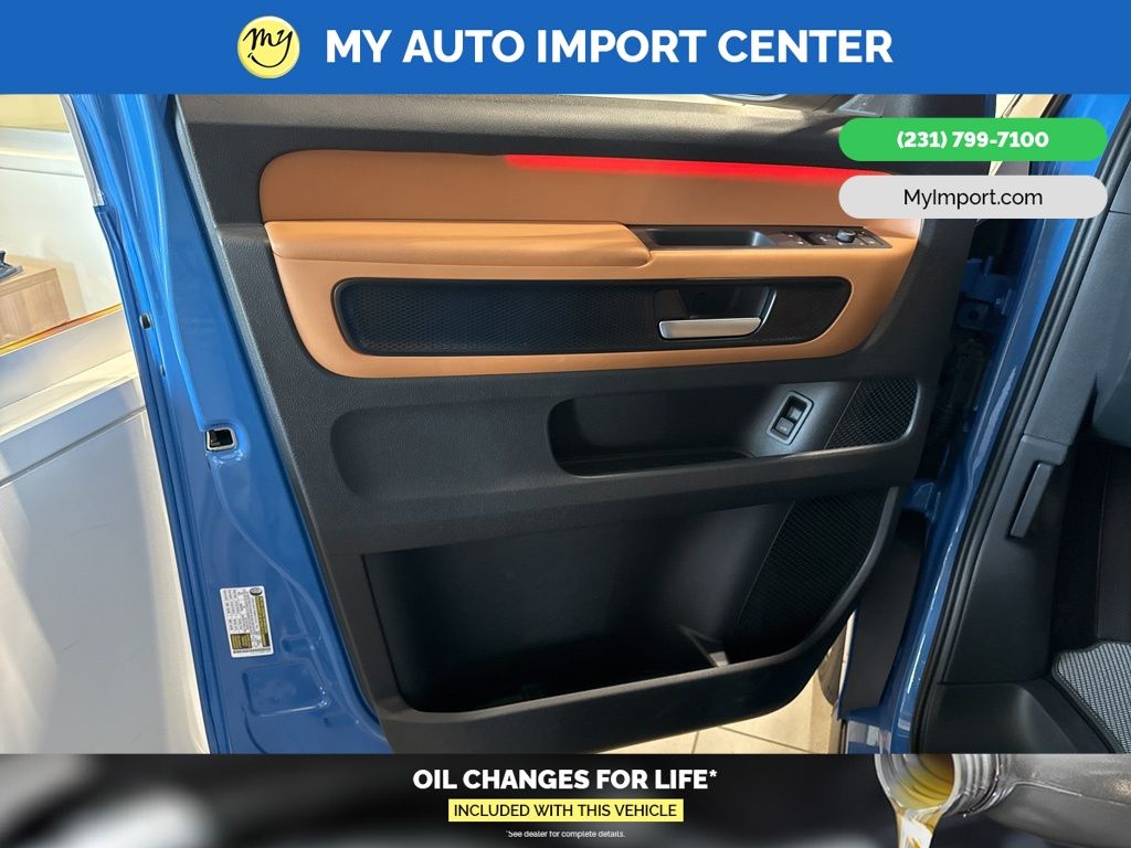 2025 Volkswagen ID. Buzz PRO S - Photo 8