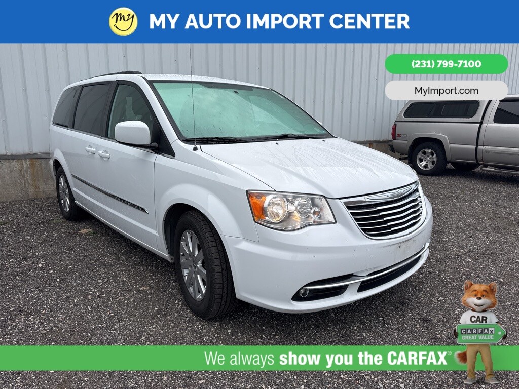 Used 2016 Chrysler Town & Country Touring Van LWB Passenger Van