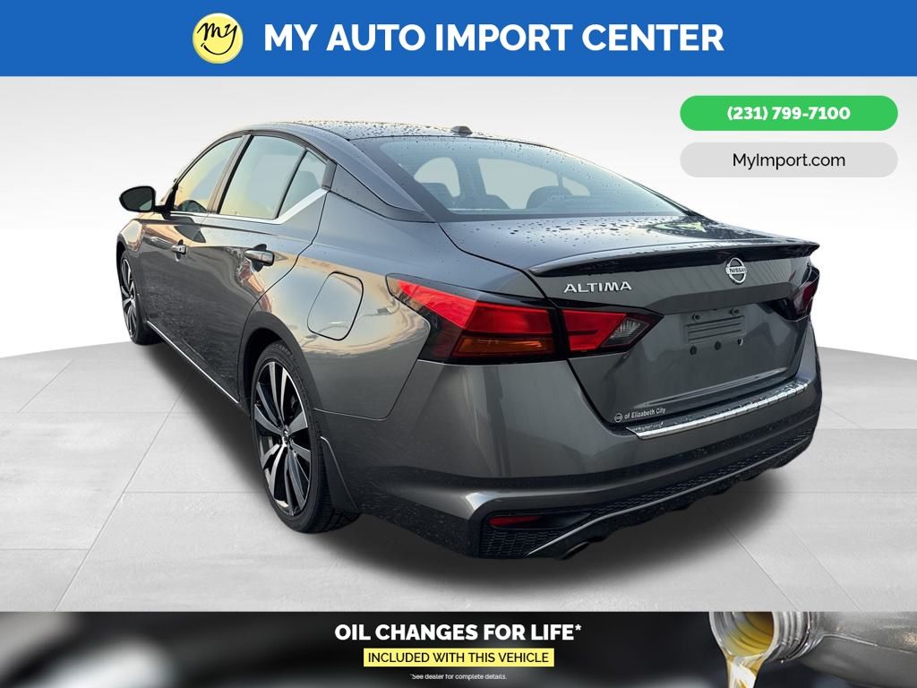 2019 Nissan Altima 2.5 SR photo 4