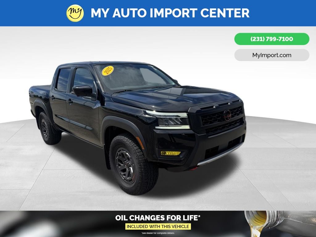2025 Nissan Frontier PRO-4X Crew Cab 4X4's photo