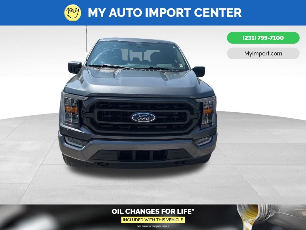 2022 Ford F-150 XLT photo 3