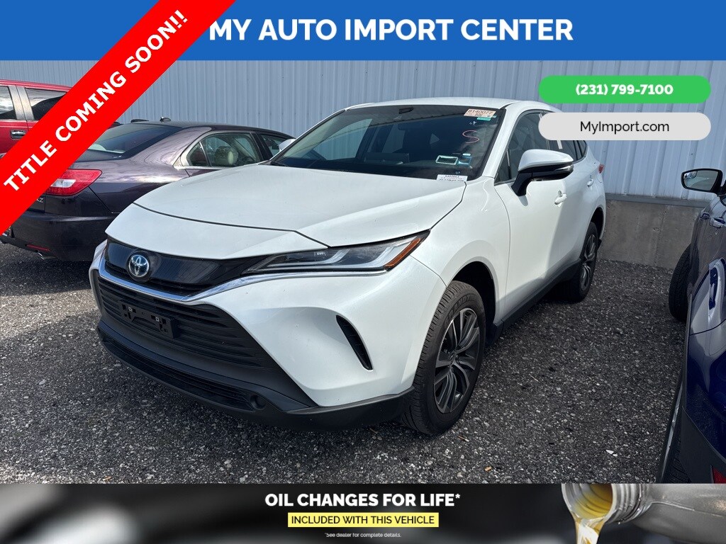 2024 Toyota Venza LE photo 3