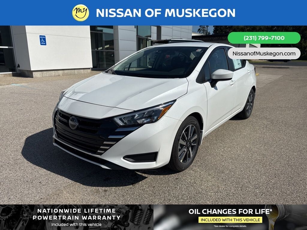 New 2025 Nissan Versa 1.6 SV Sedan