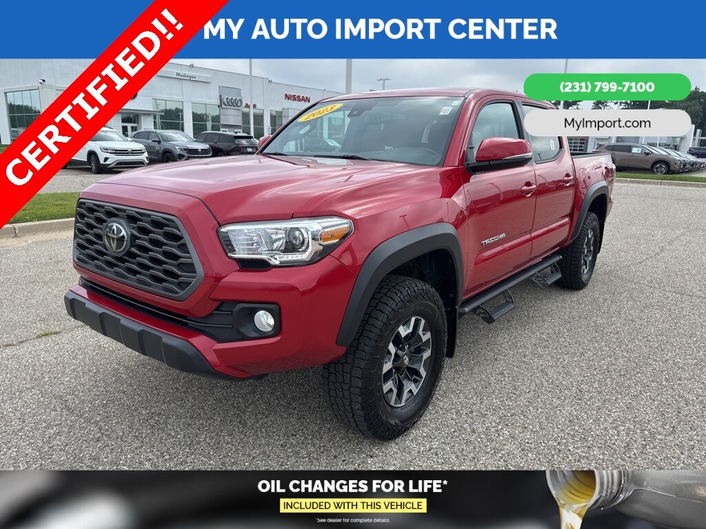 2023 Toyota Tacoma TRD Off-Road photo 3