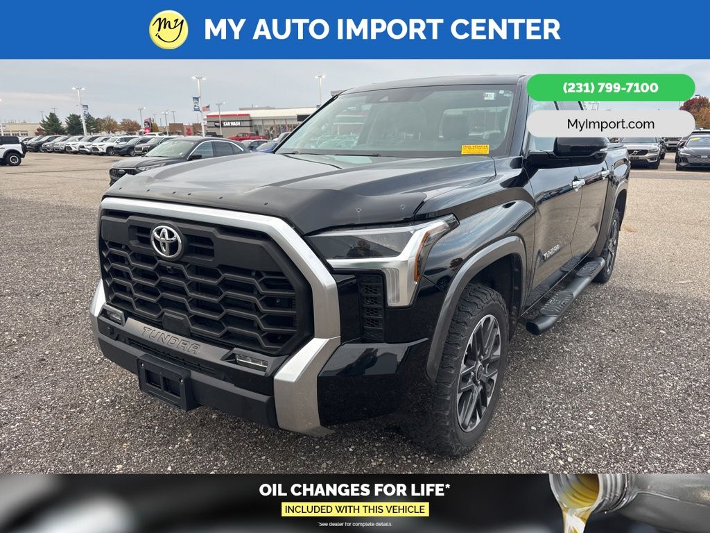 2022 Toyota Tundra Limited CrewMax photo 3