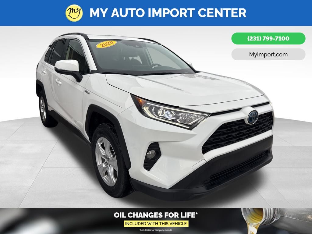 2020 Toyota RAV4 XLE's photo