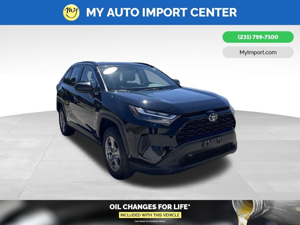 Used 2025 Toyota RAV4 Hybrid LE SUV