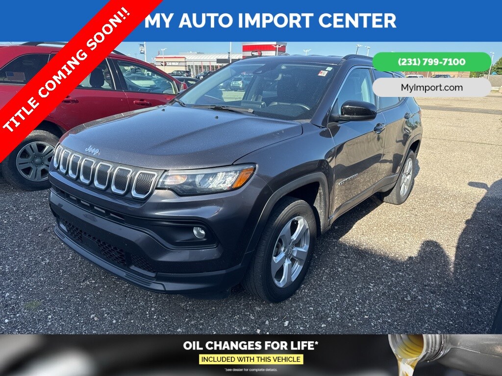 2022 Jeep Compass Latitude photo 3