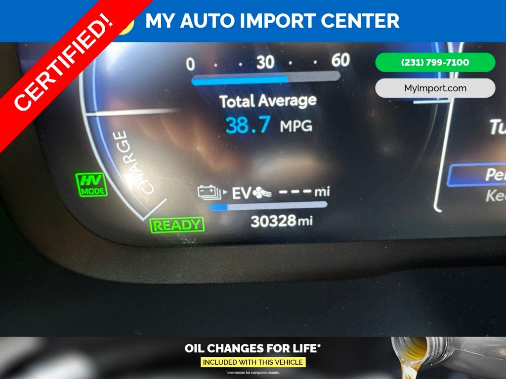 2025 Toyota RAV4 XSE - Photo 19