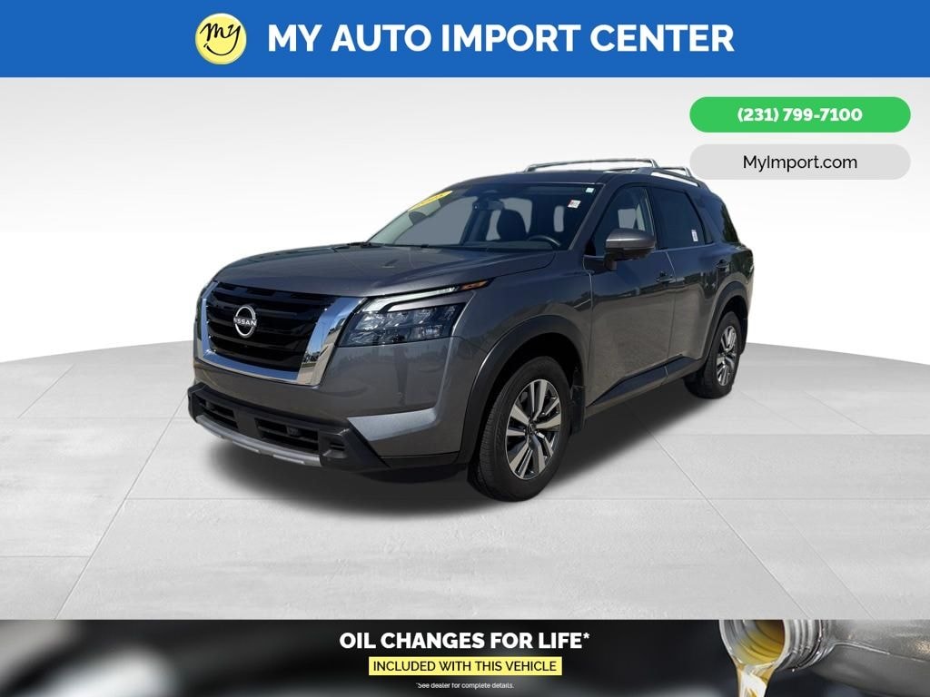 Used 2025 Nissan Pathfinder SL SUV