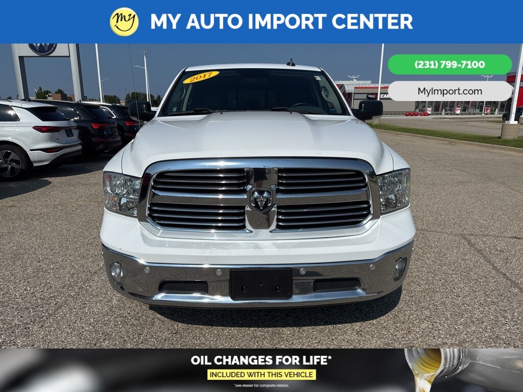 2017 Ram 1500 Big Horn photo 2