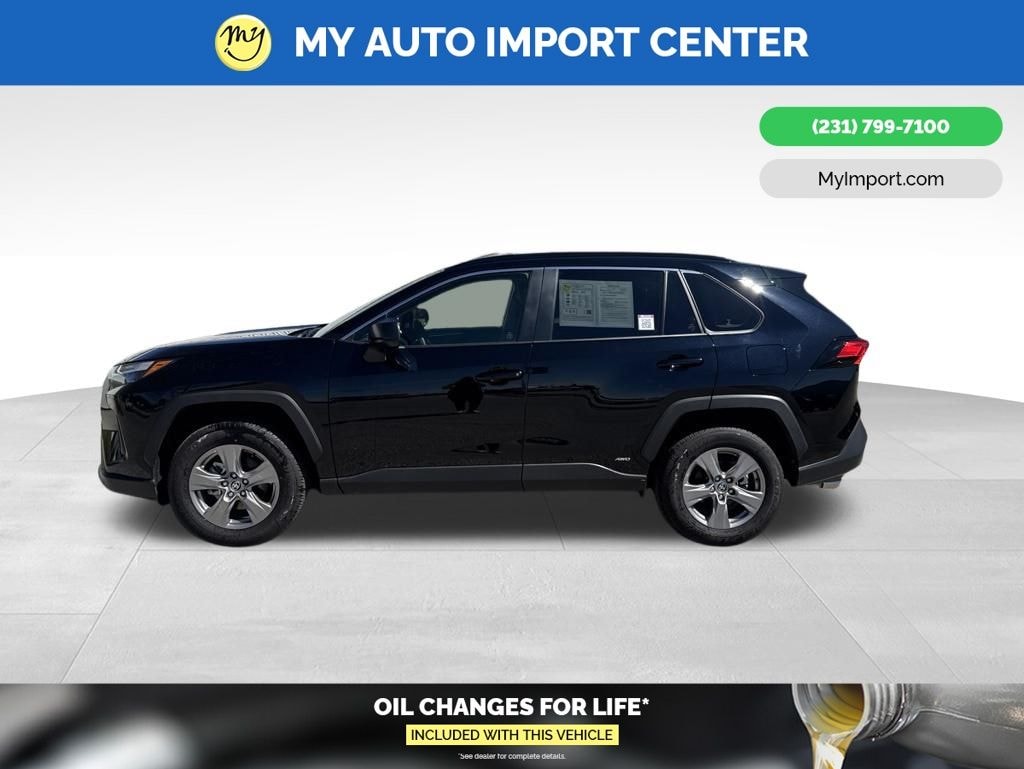 Used 2025 Toyota RAV4 Hybrid LE SUV