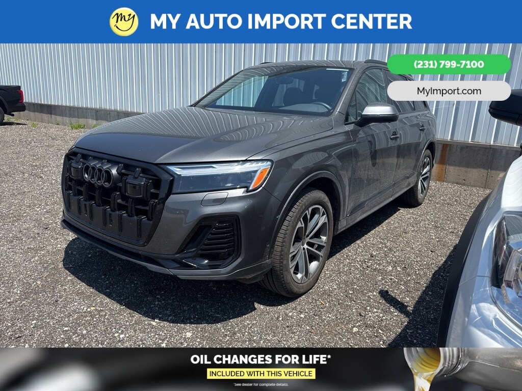 2025 Audi Q7 45 Premium Plus photo 3
