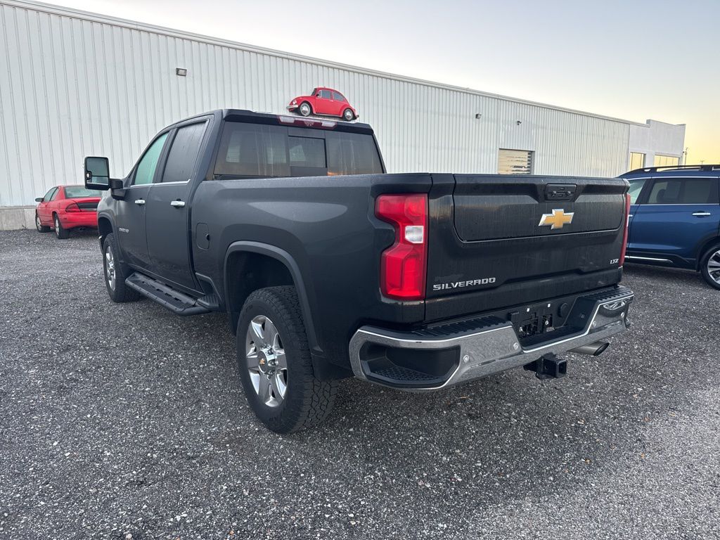 2023 Chevrolet Silverado 2500HD LTZ photo 4