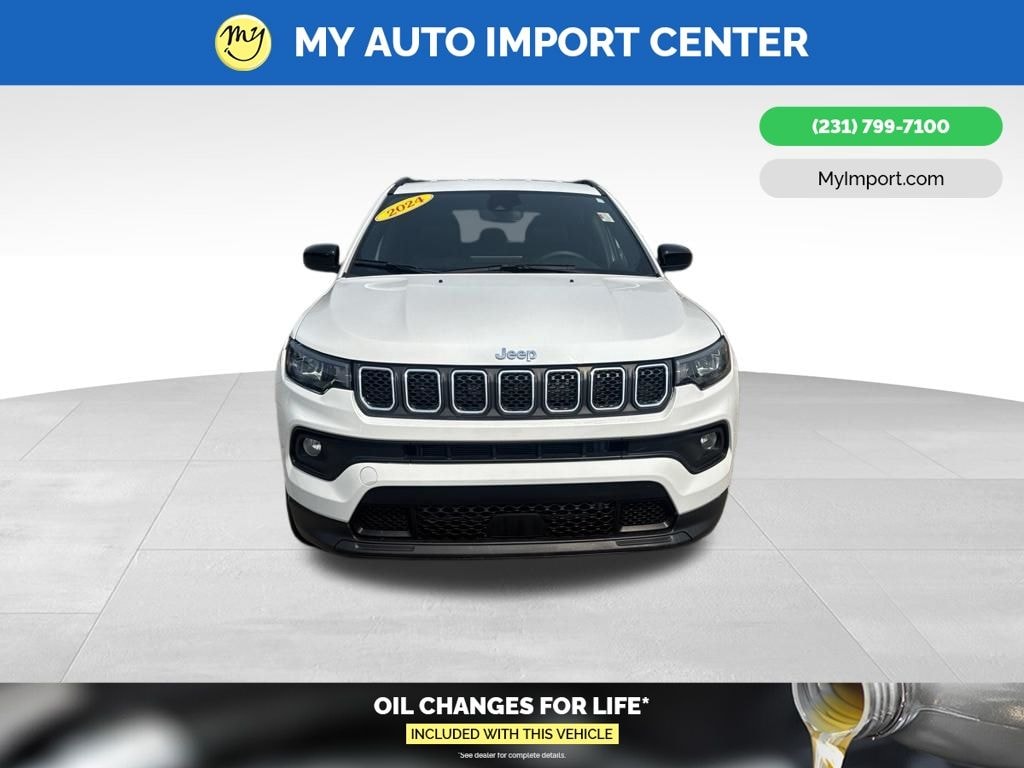 Used 2024 Jeep Compass Latitude SUV