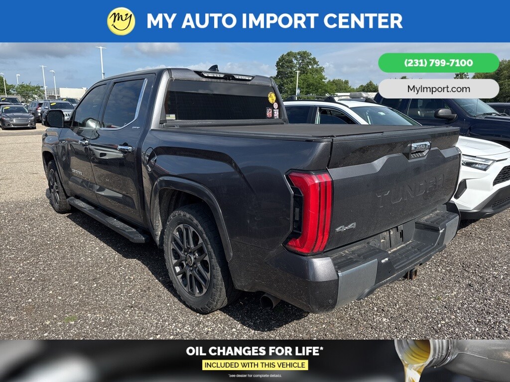 2022 Toyota Tundra Limited CrewMax photo 4