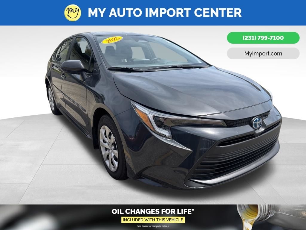 Used 2025 Toyota Corolla Hybrid LE Sedan