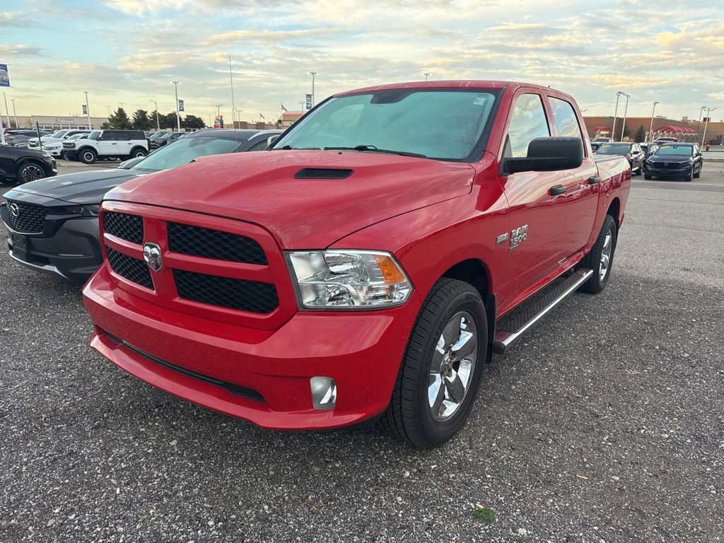 2019 Ram 1500 Classic Express photo 3