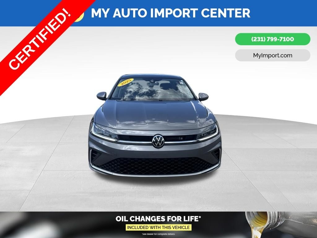 Certified 2025 Volkswagen Jetta 1.5T SE Sedan