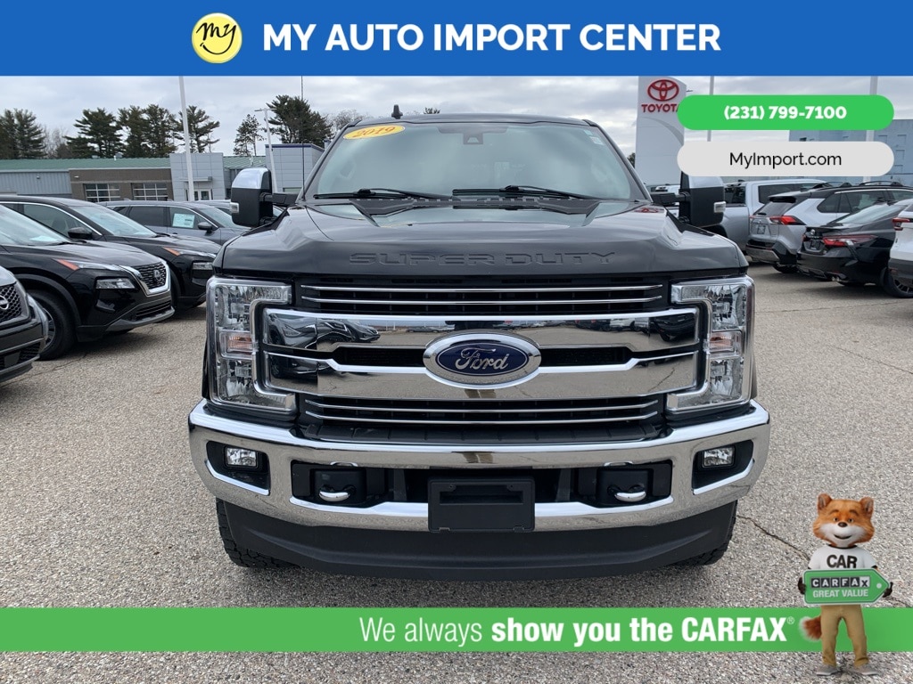 Used 2019 Ford F-250 Super Duty Lariat with VIN 1FT7W2BT8KEG81885 for sale in Muskegon, MI