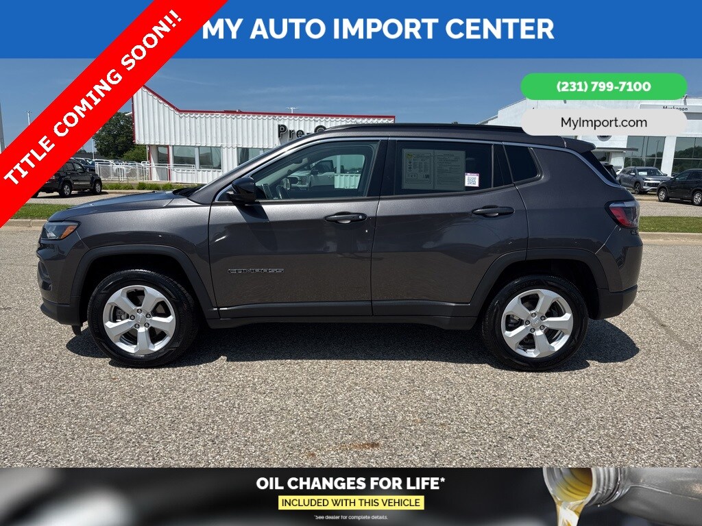 2022 Jeep Compass Latitude photo 4