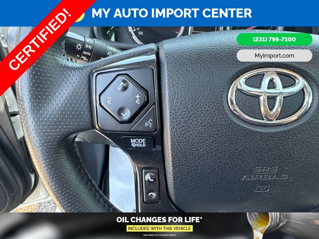 2021 Toyota 4Runner Night Shade - Photo 17