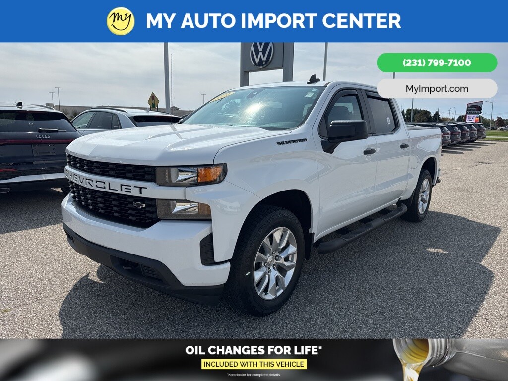2021 Chevrolet Silverado 1500 Custom photo 3