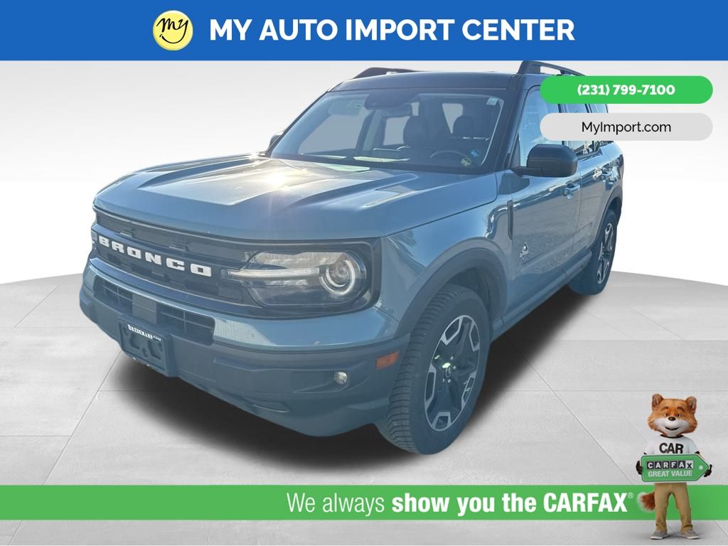 2021 Ford Bronco Sport Outer Banks photo 3