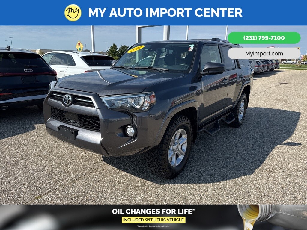 2020 Toyota 4Runner SR5 photo 3
