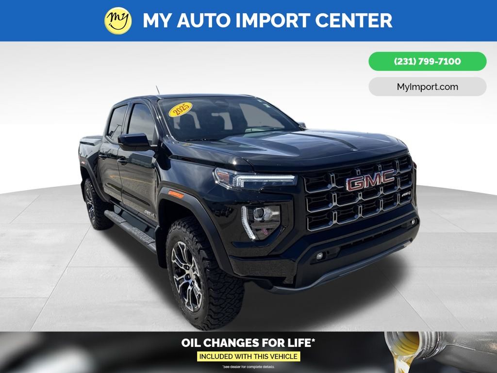 2025 GMC Canyon 4WD AT4 Crew Cab Short Box's photo