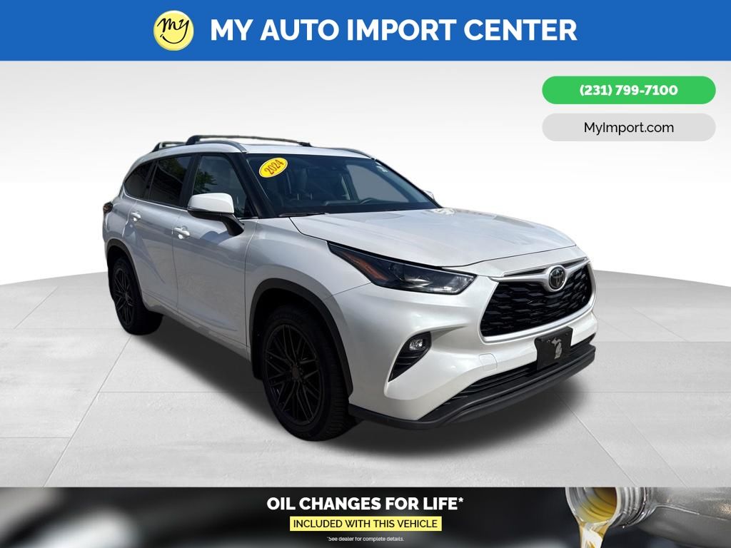 2024 Toyota Highlander XLE AWD's photo